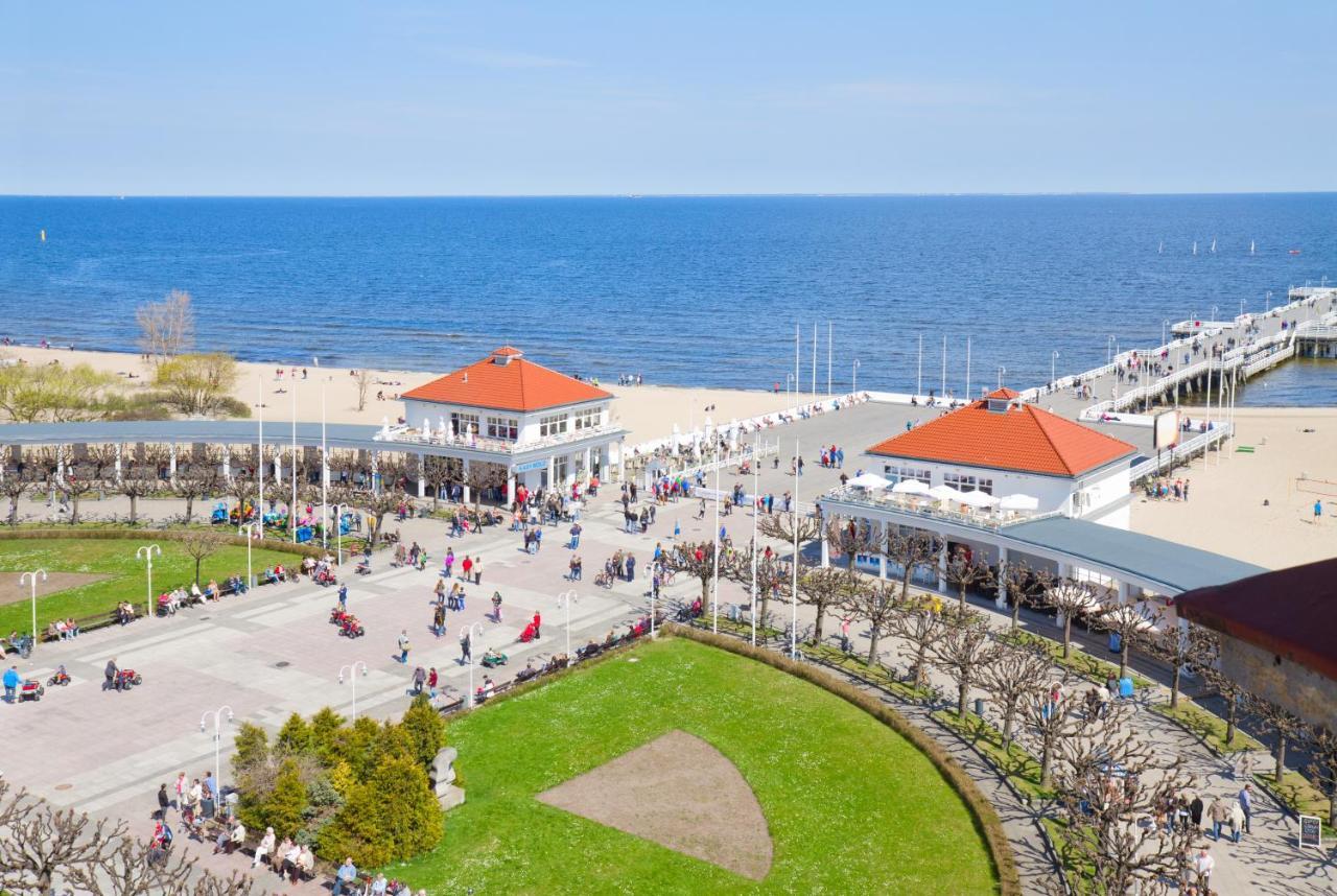 Luxury Long Island Suite Гданськ Екстер'єр фото